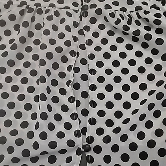 It's Pink Lightweight Top - Picture 7 of 7